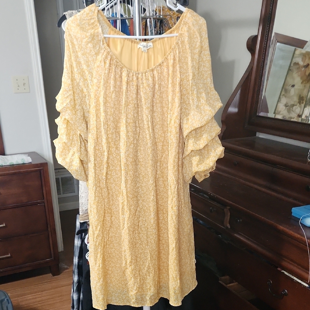 Yellow Floral Ruffle Sleeve Dress